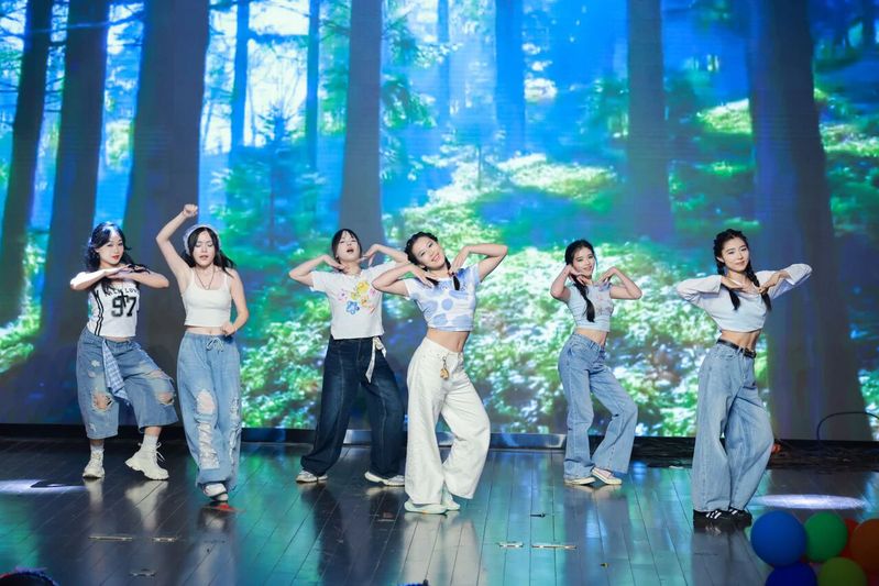 舞步跃动少年锋芒