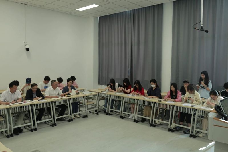 为深入总结班级建设成效